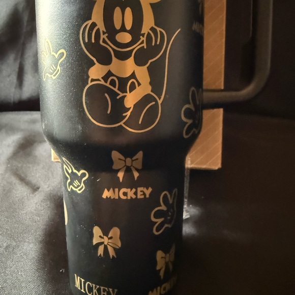 New Stanley 40oz Laser Engraved Black and Gold Mickey Tumbler with Straw - Picture 3 of 8